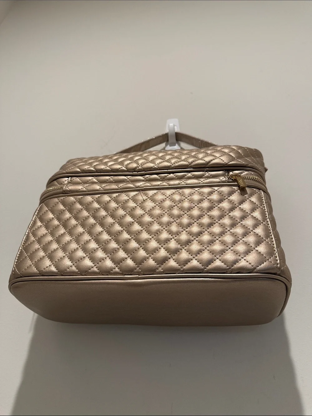 PurseN Quilted Metallic Taupe Cosmetic Case New with Tags
